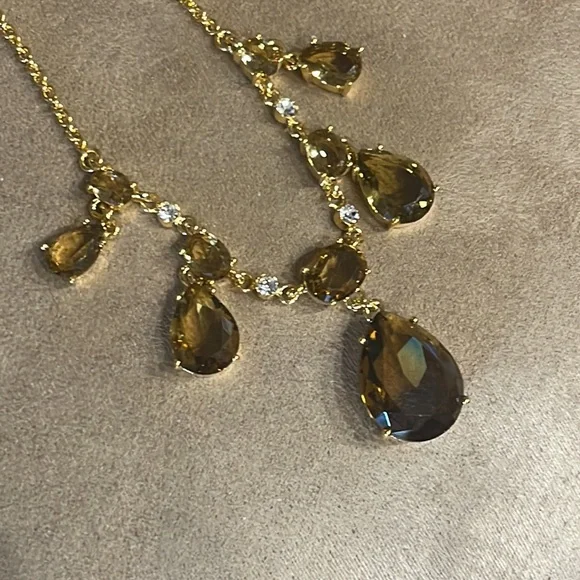 Carolee Necklace - Picture 4 of 4